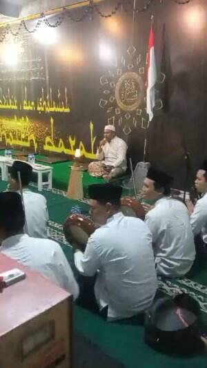 Akhirusana sholawat burdah di mbah sholeh ndarattt semarang utara