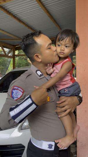 Kasih sayang Ayah untuk anak nya