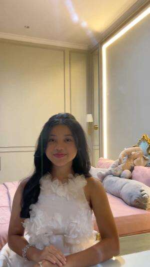 IDOL_XIV Alejandra Loemongga Sukoco 17 Tahun Jakarta Part Of Your World