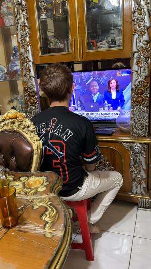 mau nonton timnas harus mandi dulu