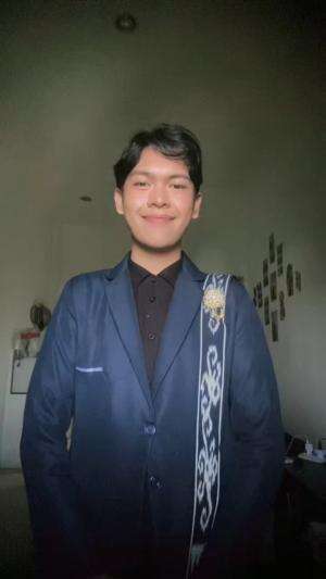KDI 2025 Rizky Ananda Pratama Kutai Kartanegara 22 tahun Hitam Bukan Putih  #OnlineAuditionKDI2025
 
