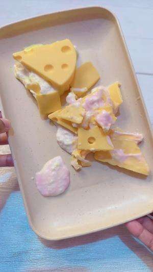 akhirnya aku berhasil buat tom and jerry cheesecake 