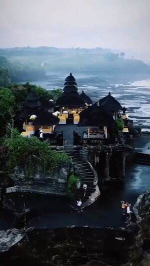 Pura Tanah Lot, Tabanan, Bali
