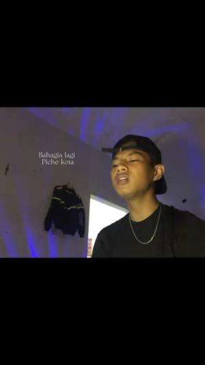 IDOL_XIV SISWANTO PRATAMA 19 TAHUN AMBON BAHAGIA LAGI - PICHE KOTA