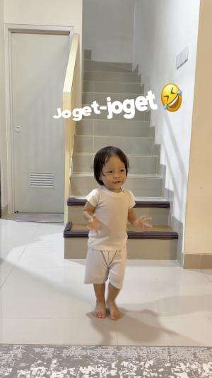 Bayi 22 bulan pulang kerja ?  #kakakadik #siblings #bayilucu