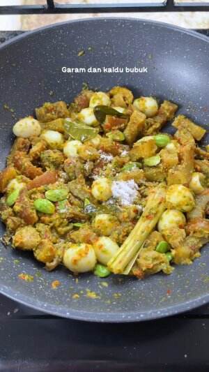 MENU MASAKAN RUMAHAN SIMPLE
“Gulai Kikil”
#Cooking #inspiration #Menumasakanrumahan #Tips #Trik #Idejualan #ummuhusna