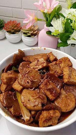 MENU MASAKAN RUMAHAN SIMPLE
“Semur Jengkol Tahu”
#Cooking #inspiration #Menumasakanrumahan #Tips #Trik #Idejualan #ummuhusna