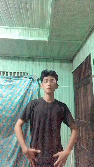 Bantu like nya teman teman biar bisa monetasi