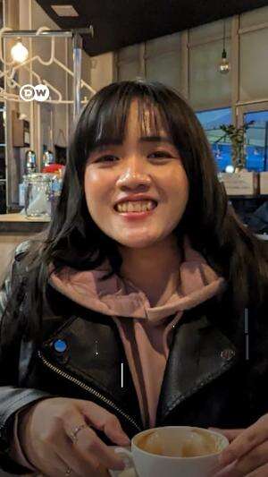 Hidup di tengah perang, warga ini masih bertahan di Ukraina