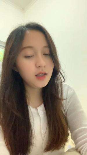  #idol_XIV  Feby Intan Natalie 18 Bangka Belitung  tak berharap lagi - raisa