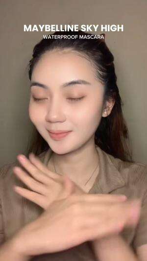 Maskara paling aku rekomendasi kedua setelah maskara wardah yang experttt #maskara #maskaramaybelline #makeup #beauty #chikaaprlaa