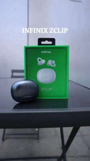 Open ear design, sleek and lightweight Infinix Zclip is very stylish for daily use! #SmartTanpaLimit

