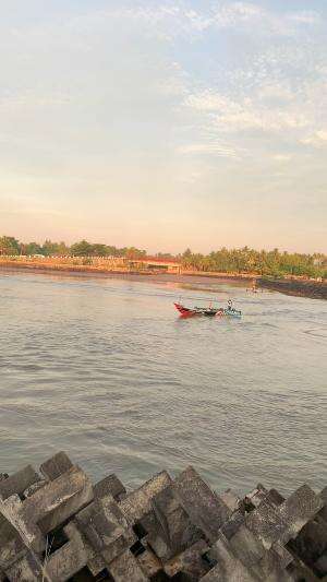 nelayan pangandaran berangkat melaut pagi hari #RCTIPlus