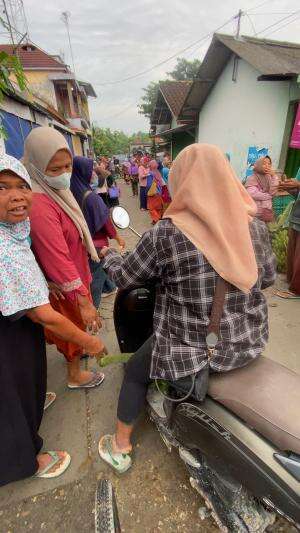 Ibuk-ibu neng pasar? Wahhhh jan angel kandanane #pasar #desaku #taji #tambakrejo #bojonegoro 