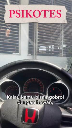 Kamu pilih ngobrol dengan hewan apa? #TebakanLucu #TebakTebakan #ShortsIndonesia #AsahOtak #TebakanReceh #KontenShorts #TekaTekiLucu #HumorC