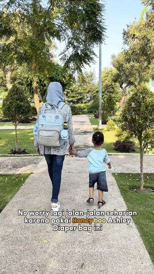 Nggak nyesel beli diaper bag ini‼️
Karena diaper bag ini stylish & fungsional banget. 
Muat banyak & pastinya lebih rapi 😍🫶

#HoneyBoo #Saha
