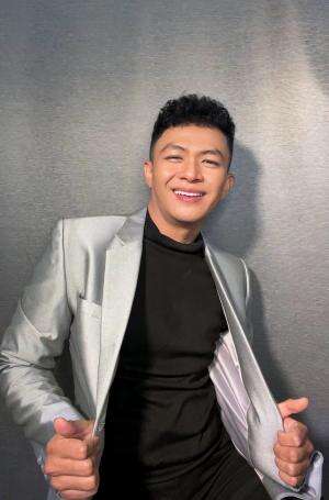 KDI 2025 YOGI SUTRISNO JUHANA KARAWANG 33 TAHUN MASIH ADAKAH CINTA  #OnlineAuditionKDI2025
 