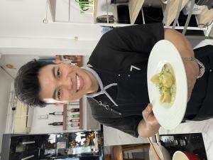 Saya menyebutnya ganteng dan berbakat. Body builder 7x daftar pantang menyerah  #onlineauditionmci13  