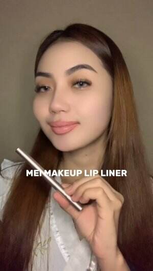 Bibirnya jadi keliatan lebih sexy kalo pakai lip liner !! #lipliner #makeup #beauty #16072025