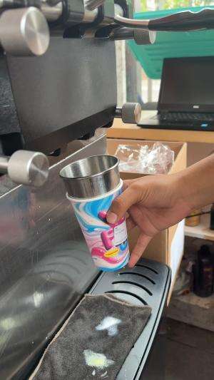 ASMR bikin ice cream anti tumpah