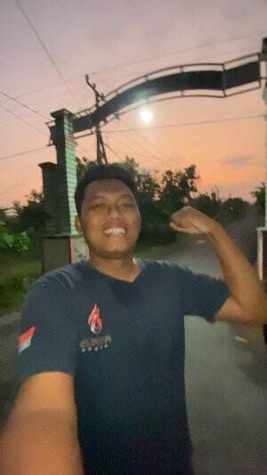 Ayooo lurr sopo sek tertarik jalan jalan pagi kene bareng aku hehehe #olahraga #jalan #jalanjalan #pagi #jedamergawe  #fyp  #RCTIPlus  #HOTr