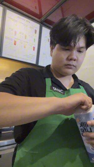 day 4 latte art with sbux barista