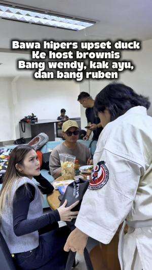 Masa udah 5x dateng gak pernah bawa apa-apa ya kan, 
Sayangnya kak igunnya lagi berhalangan hadir guys