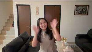 Idol XIV NAMA AUDREY ELISABETH PARDEDE USIA 17 THN KOTA DOMISILI JAKARTA JUDUL LAGU AKHIR TAK BAHAGIA - Micellia dan LIPS ARE MOVIN - Meghan