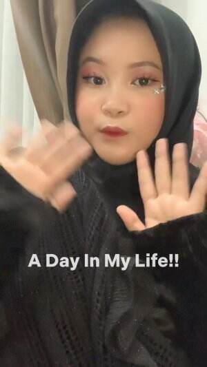a day in my life kali ini ditemenin sama Parfume yang wanginya tahan 16 jam dan tahan buat dibawa aktivitas berat @scarlett