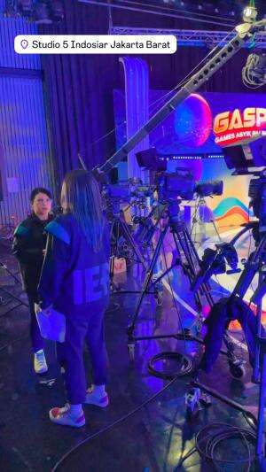 Syuting bareng aa raffi, oncy ungu, enda ungu.. sma temen2 cantikku🤗🤗🤗