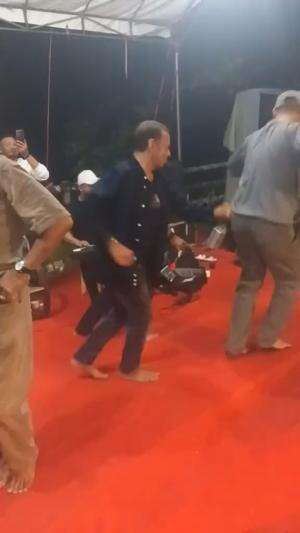 Indah pada waktunyaaa?