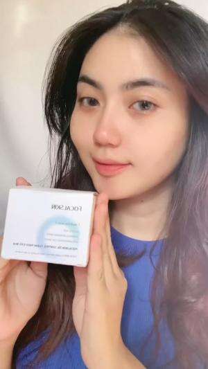 Sekarang mau exfoliasi ga perlu ribet lagiii #skincare #exfoliasi #rekomendasiexfoliasi #beauty #chikaaprlaa