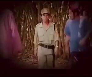 hansip yang bertugas dengan baik