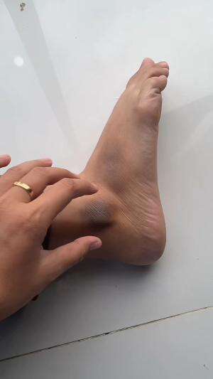 PENGHAPUS DOSA MATA KAKI
