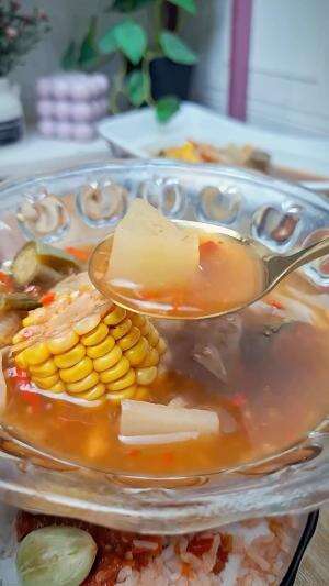 MENU MASAKAN RUMAHAN SIMPLE
“Sayur Asem Sambal Terasi”
#Cooking #inspiration #Menumasakanrumahan #Tips #Trik #Idejualan #ummuhusna
