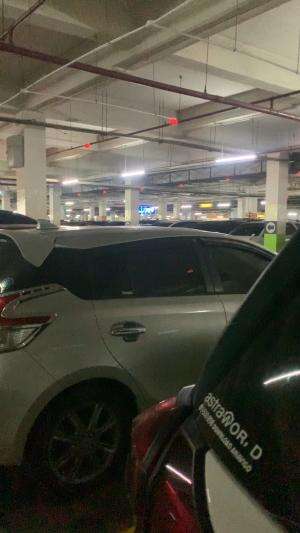 Info bagi yang belum tau, cara parkir di Botani square