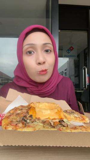 pizza meledak buat bapakku 