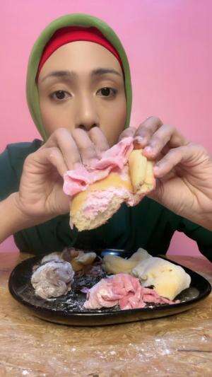 donat mochi palsu dari mantan 