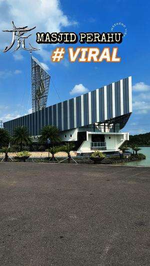 Masjid perahu viral
