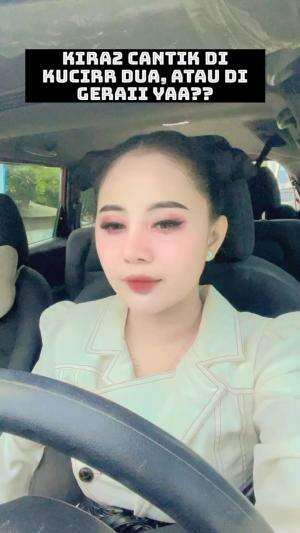 Imut kan gaes rambutku??