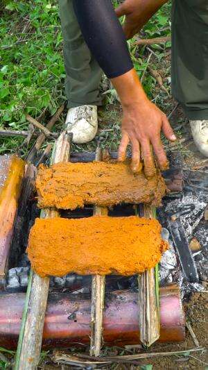 Masak Ikan Menggunakan Tanah #masakdialam #berburu #alam