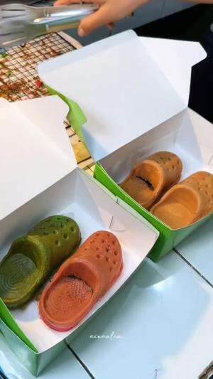 jauh-jauh dateng ke blok M neng rarah gagal makan sendal crocs 😭