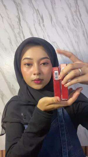 Pakai lipvinyl by omg  #lipcream 
