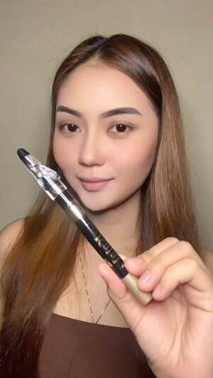Siapa disini yang baru tau juga kalo namanya itu "CELAK" ?!! Boleh komen yaaah #celakmakata #makeup #beauty #chikaaprlaa