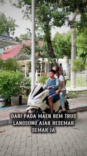 Resikonya sepeda kita hilang sayang😩