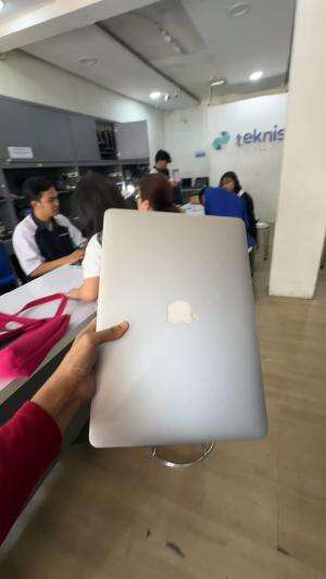 drama macbook tua belum berakhir