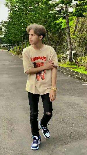 Sombong banget  #HOTrctiplus  #Viral  #trending 