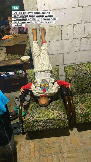 Deloken wong nyawang awakmu sek jere kepenak, padahal asline semrawut to wkwkw #quotes  #motivasi #semangat #usaha #gigih #sukses #kerja #ke