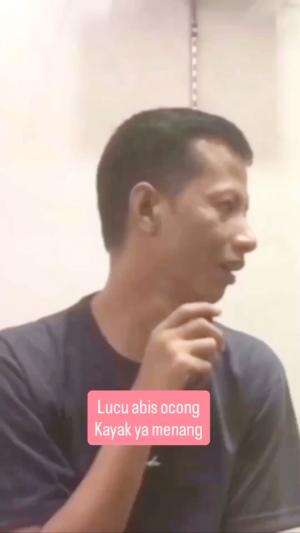 Lucu abis ocong kayak ya menang   #kocak  #ngakak  #lawak  #ketawa  #videolucu  #videohumor  #gokil  #lucu  #lucubanget 