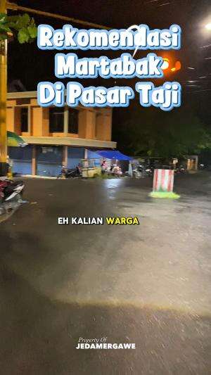 Makan makan lurr martabak manis hehehe #makan  #martabak  #manis #enak  #mantap